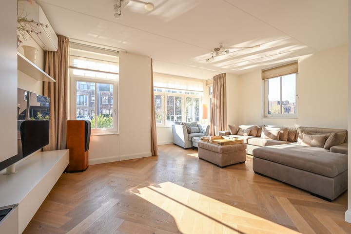 Foto 14 van Thomas Mannsingel 53