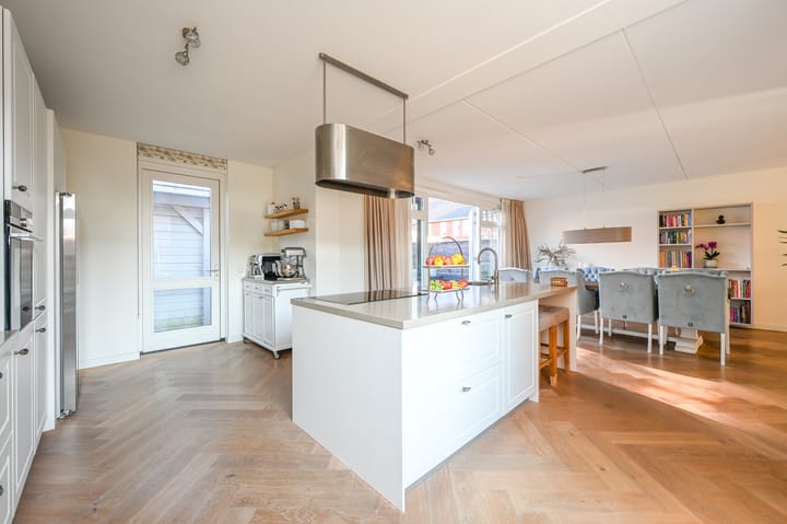 Foto 25 van Thomas Mannsingel 53