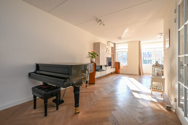 Foto 30 van Thomas Mannsingel 53