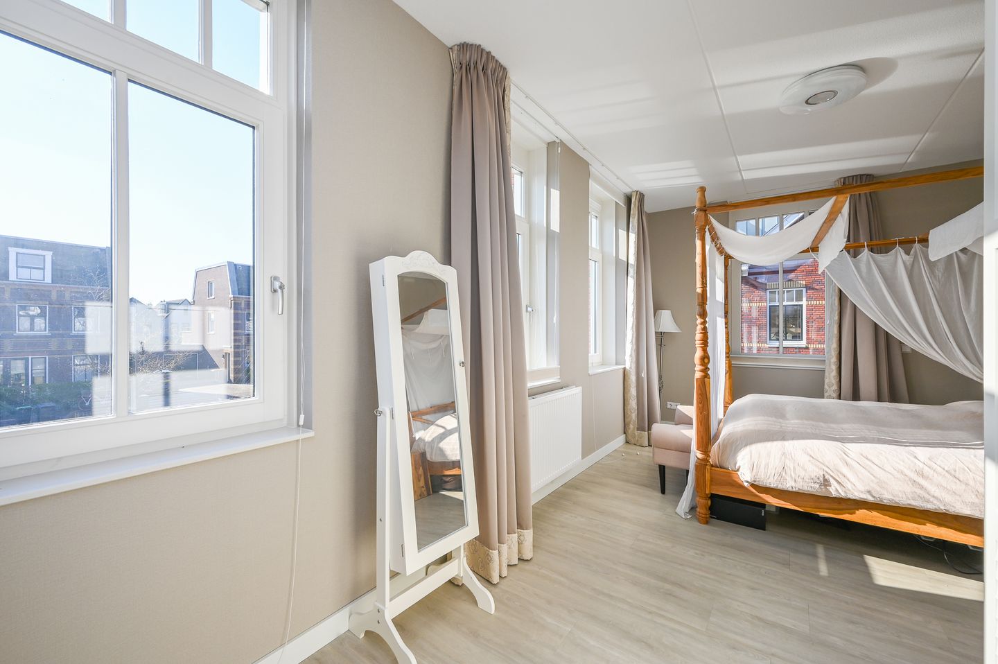 Foto 34 van Thomas Mannsingel 53