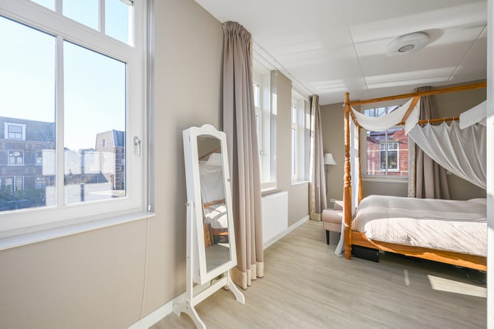 Foto 34 van Thomas Mannsingel 53