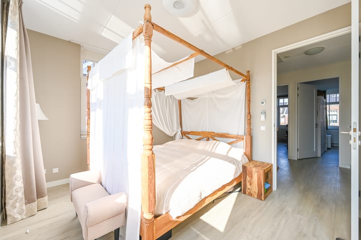 Foto 35 van Thomas Mannsingel 53