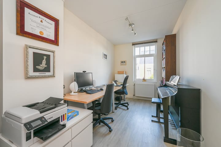 Foto 40 van Thomas Mannsingel 53