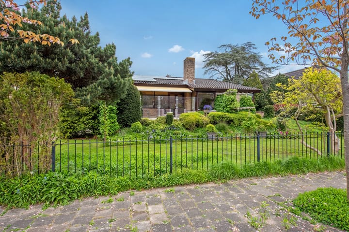 Foto 3 van Koolmeeslaan 1