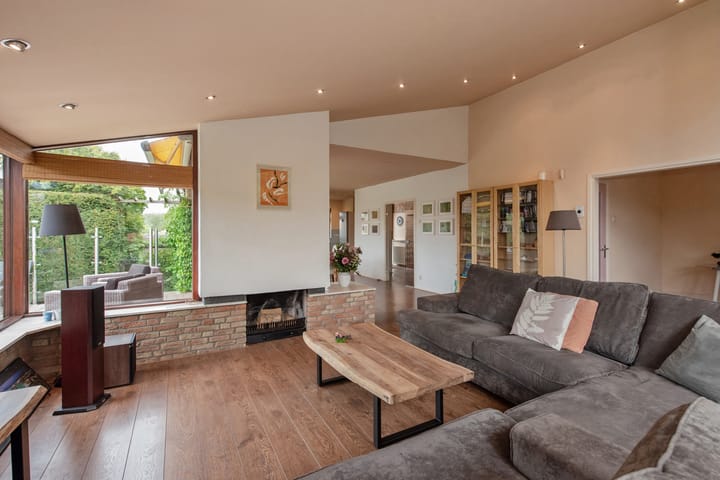 Foto 14 van Koolmeeslaan 1