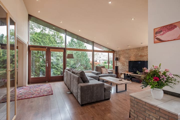 Foto 16 van Koolmeeslaan 1