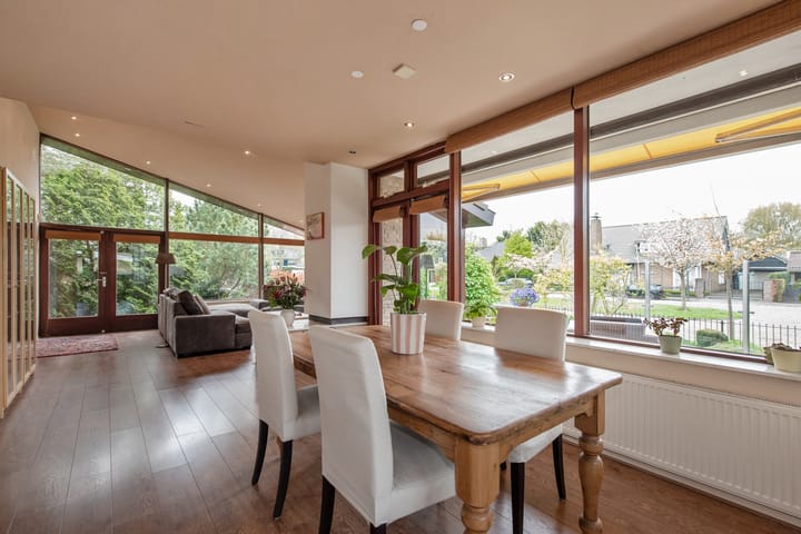 Foto 17 van Koolmeeslaan 1