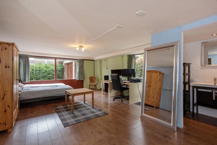 Foto 25 van Koolmeeslaan 1