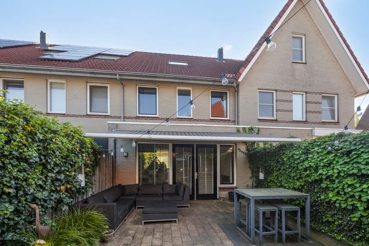 Foto 37 van Valeriaan 82