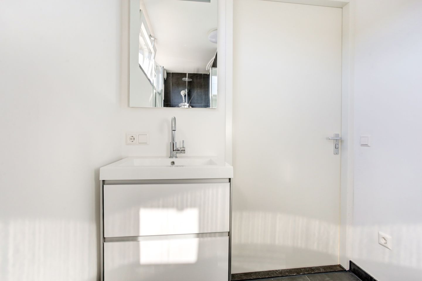 Foto 14 van Illegaliteitsweg 51-B