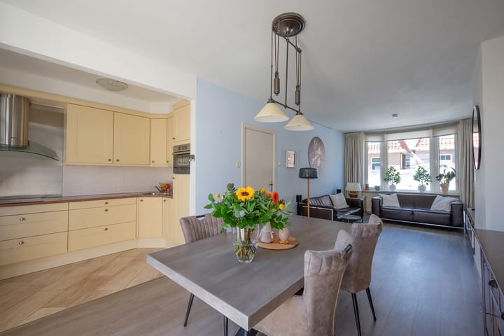 Foto 4 van Van 't Hoffstraat 14