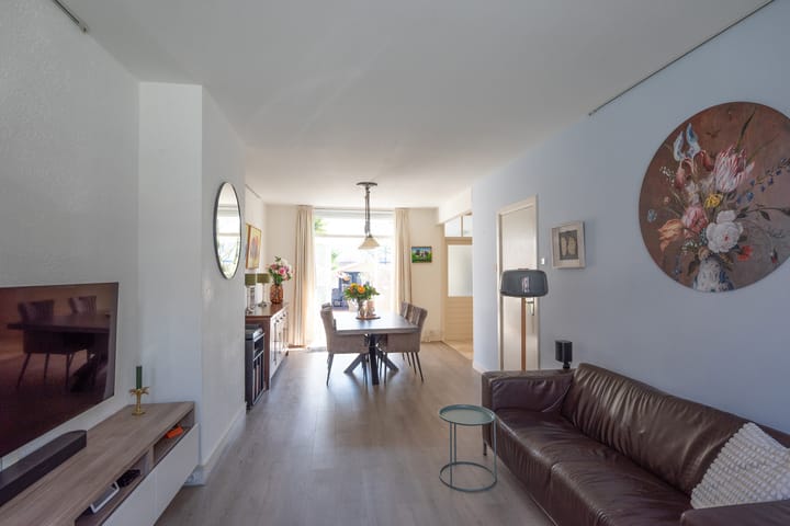 Foto 8 van Van 't Hoffstraat 14