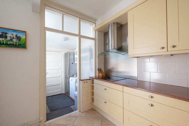 Foto 12 van Van 't Hoffstraat 14