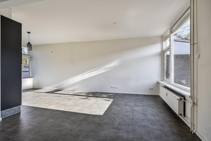 Foto 10 van Mahlerstraat 248