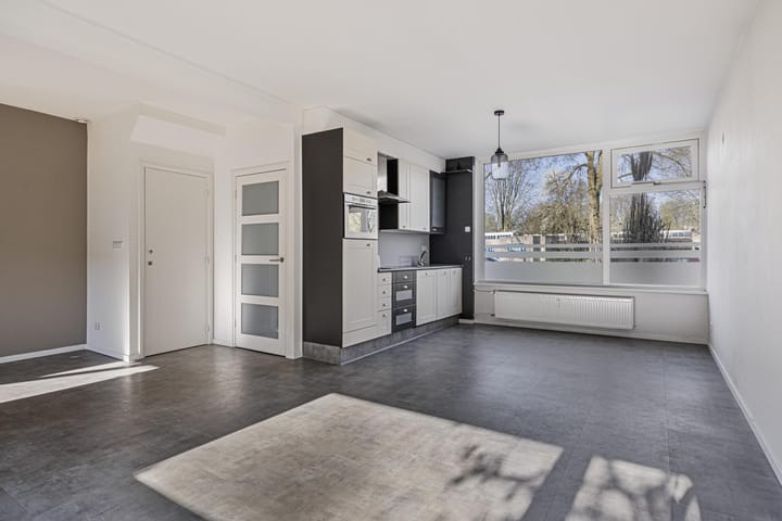 Foto 11 van Mahlerstraat 248