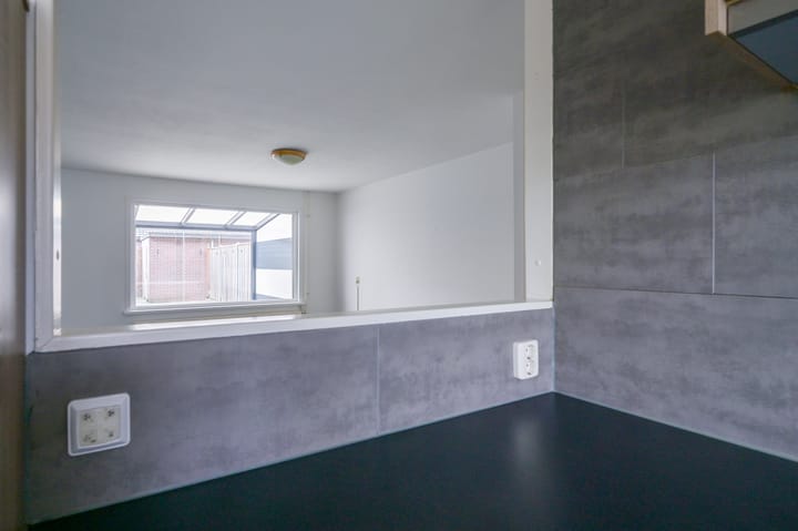 Photo 6 of Egelantier 41