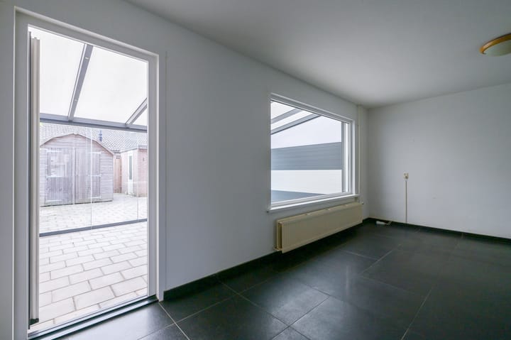 Photo 11 of Egelantier 41