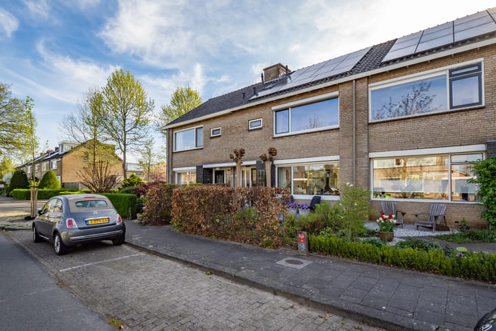 Foto 42 van Albert Schweitzerlaan 41