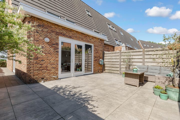 Foto 52 van Burgemeester Folkertslaan 47