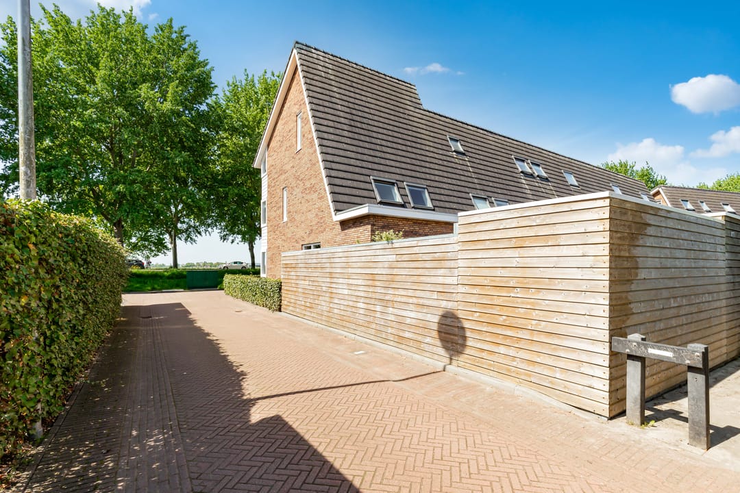 Foto 62 van Burgemeester Folkertslaan 47