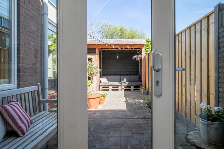 Foto 15 van Jan van Dieststraat 21