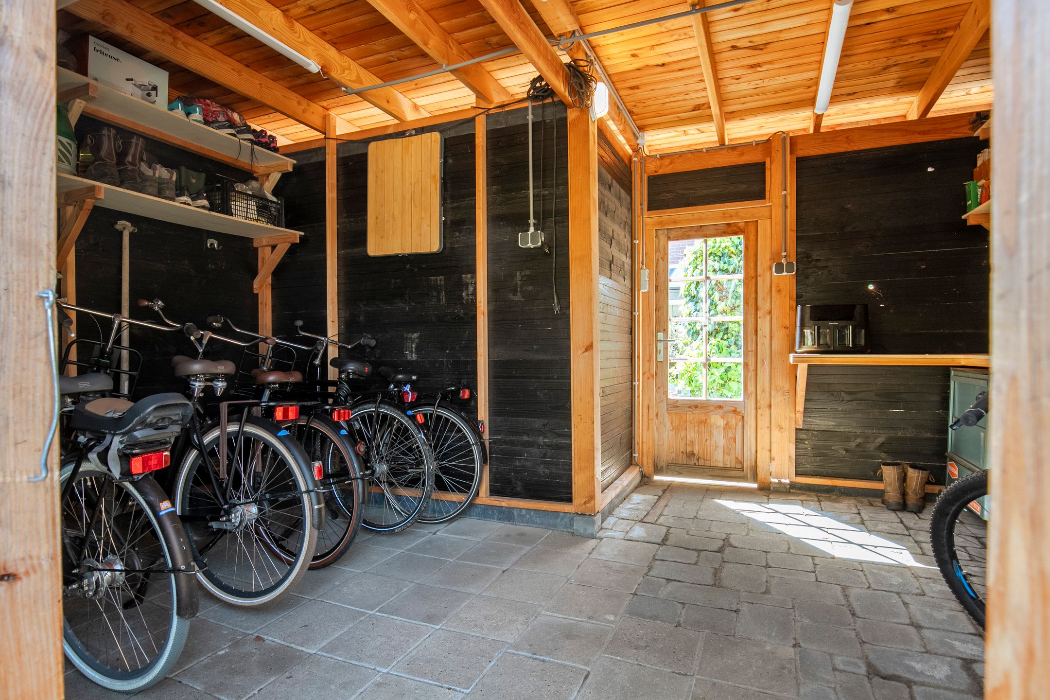 Foto 18 van Jan van Dieststraat 21