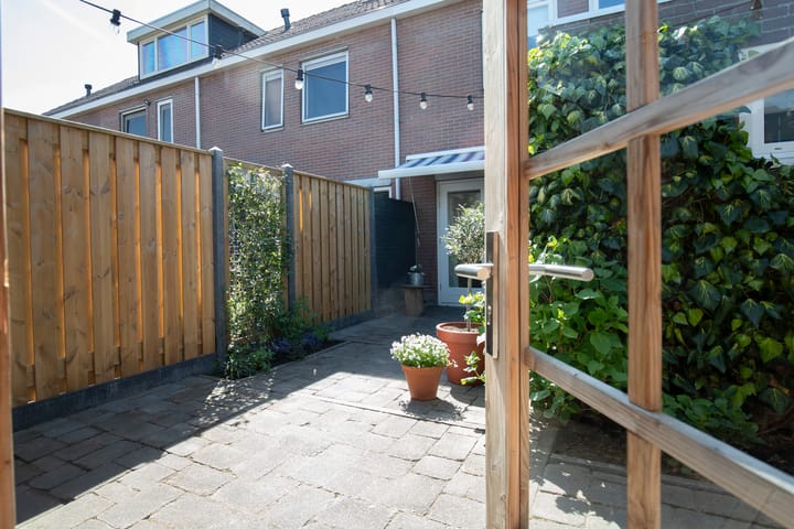 Foto 19 van Jan van Dieststraat 21