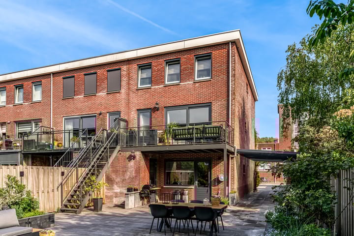 Foto 2 van Salawatihof 1