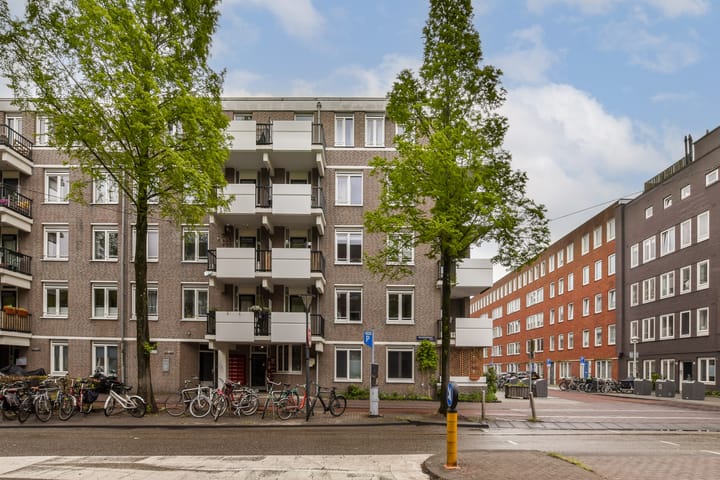 Photo 2 of Molukkenstraat 497