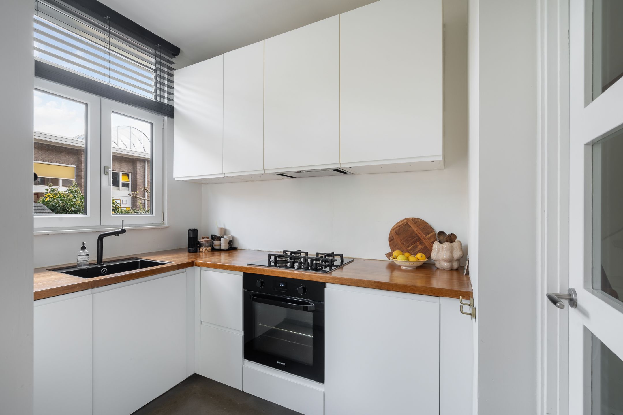 Foto 15 van Robijnstraat 30-A