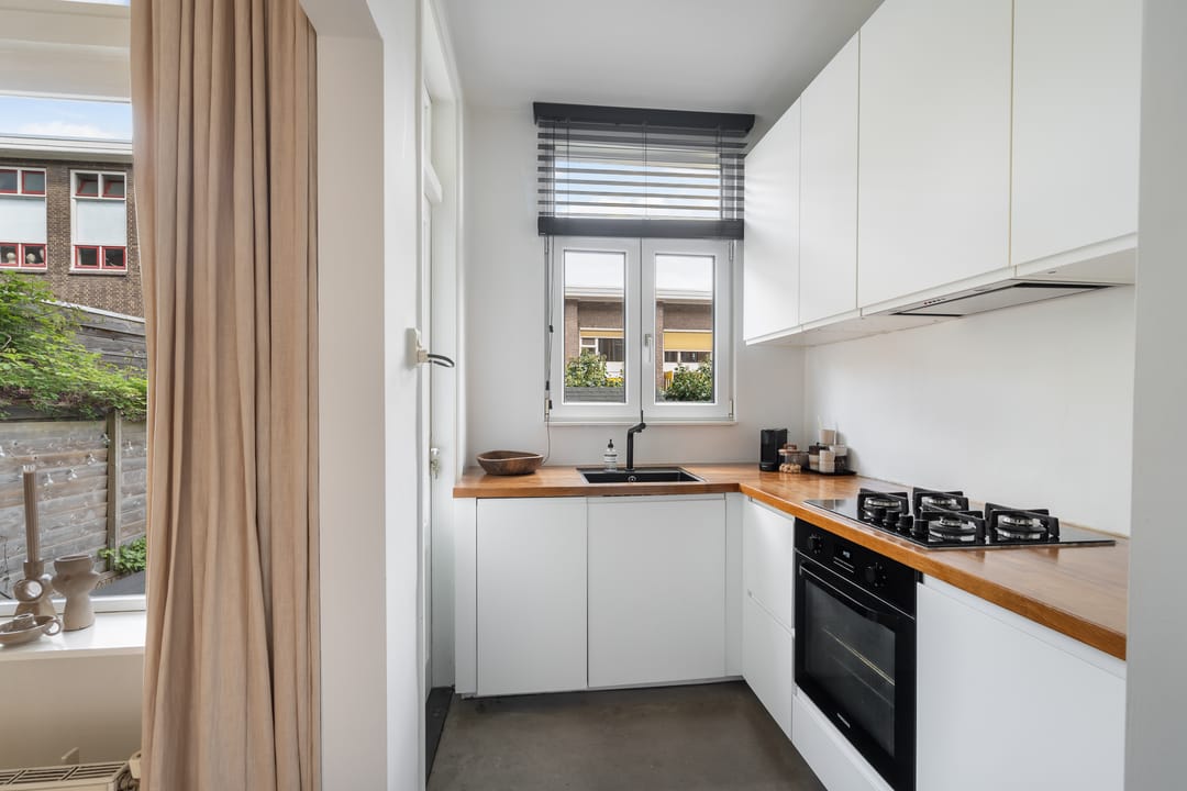 Foto 16 van Robijnstraat 30-A