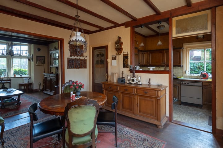 Photo 11 of Wilhelminastraat 8