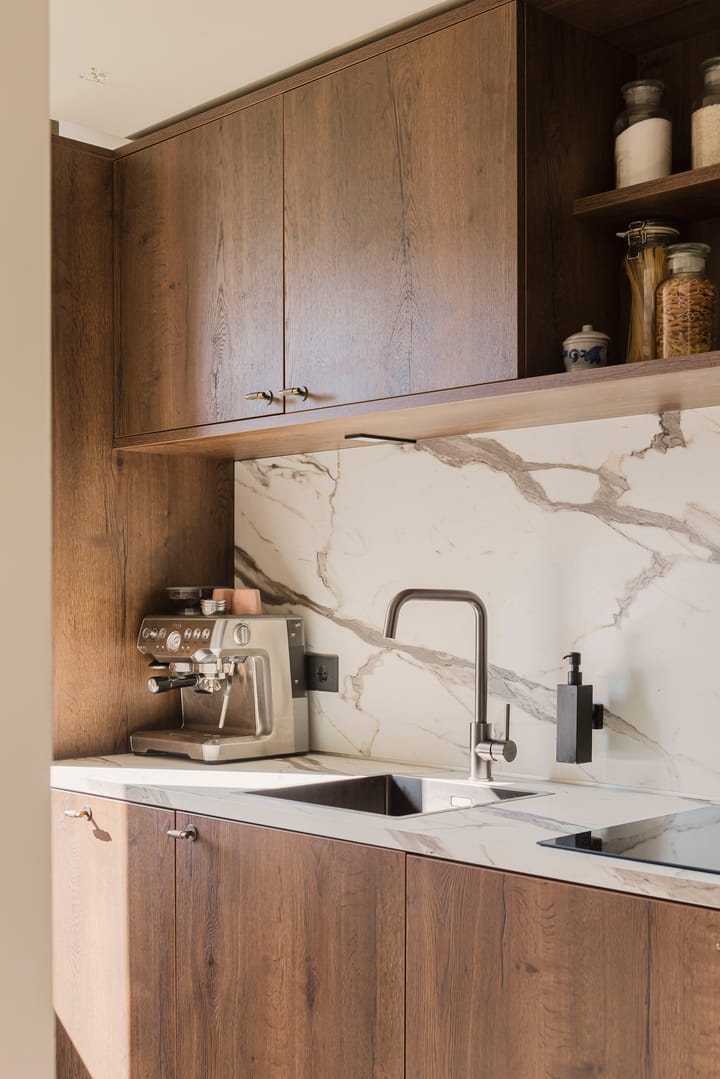 Foto 11 van Leenhofstraat 25