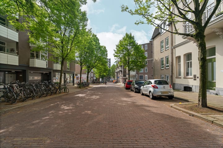 Foto 23 van Bergstraat 242