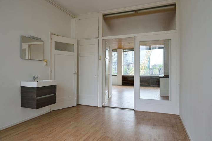 Photo 17 of Schiedamsedijk 74-C