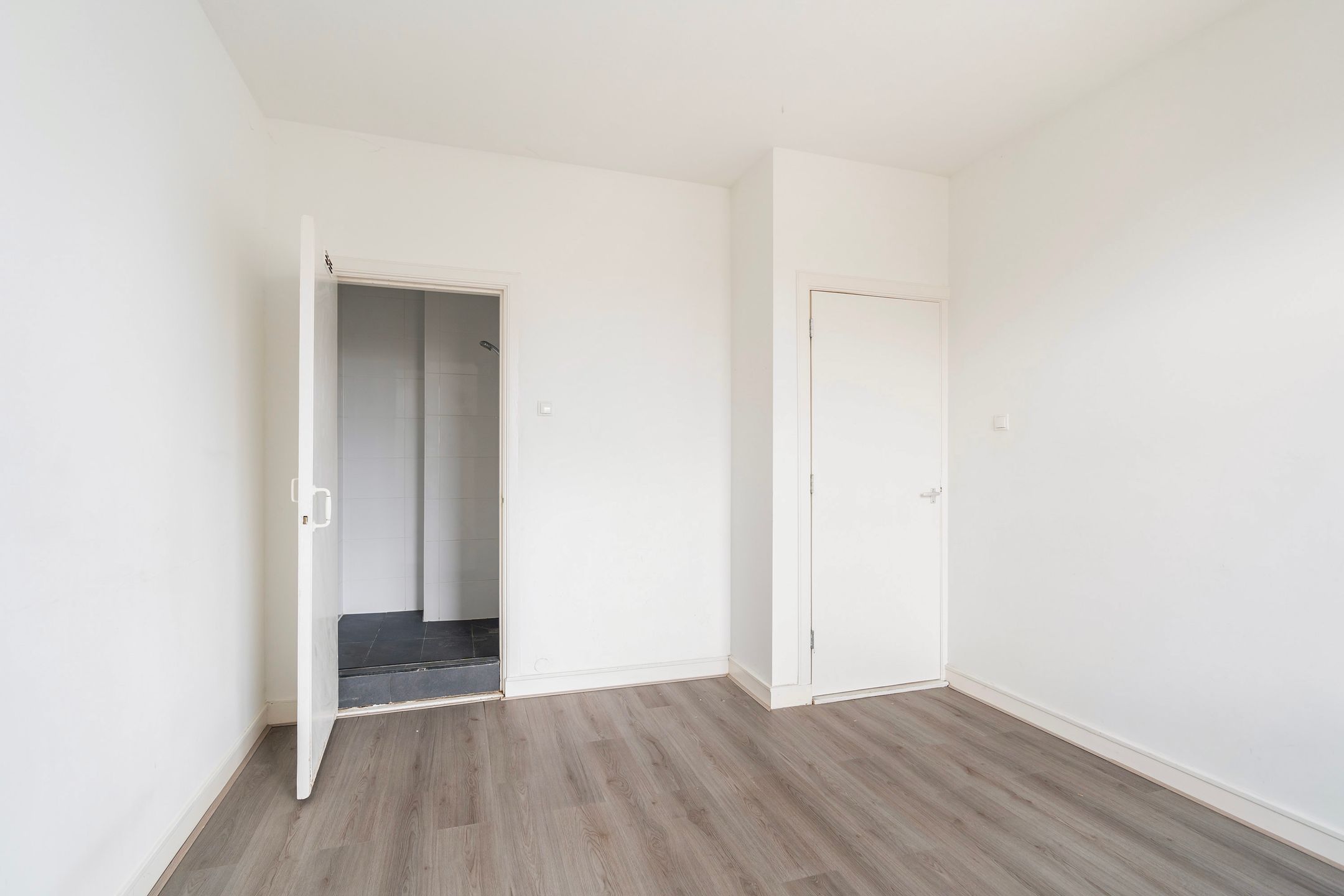 Photo 12 of Jan ten Brinkstraat 37