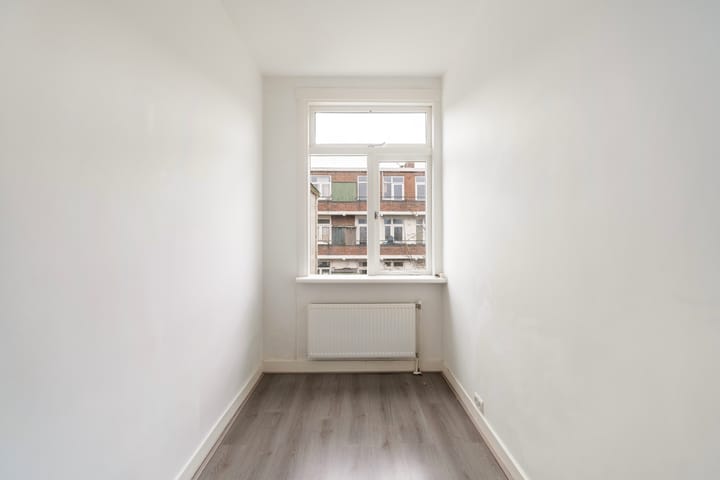 Foto 15 van Jan ten Brinkstraat 37