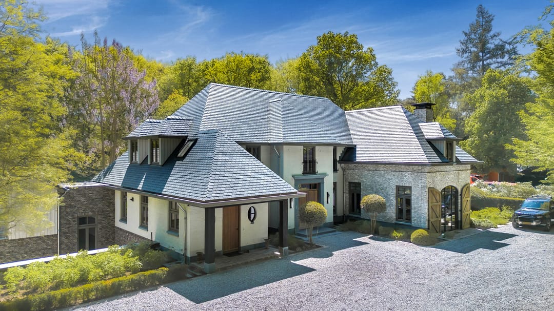 Photo 2 of Anton Mauvelaan 1