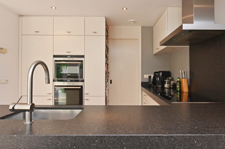 Foto 19 van Wit-geellaan 13