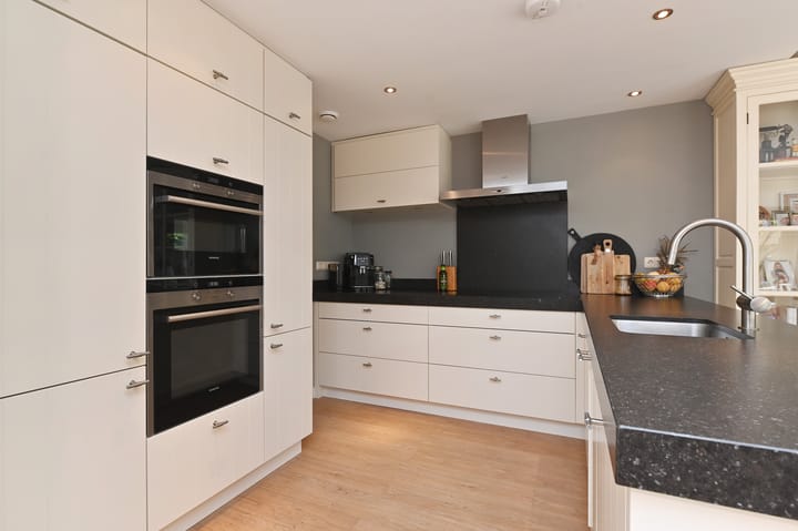 Foto 21 van Wit-geellaan 13