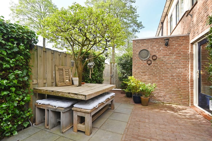 Foto 32 van Wit-geellaan 13