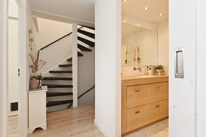 Foto 48 van Wit-geellaan 13