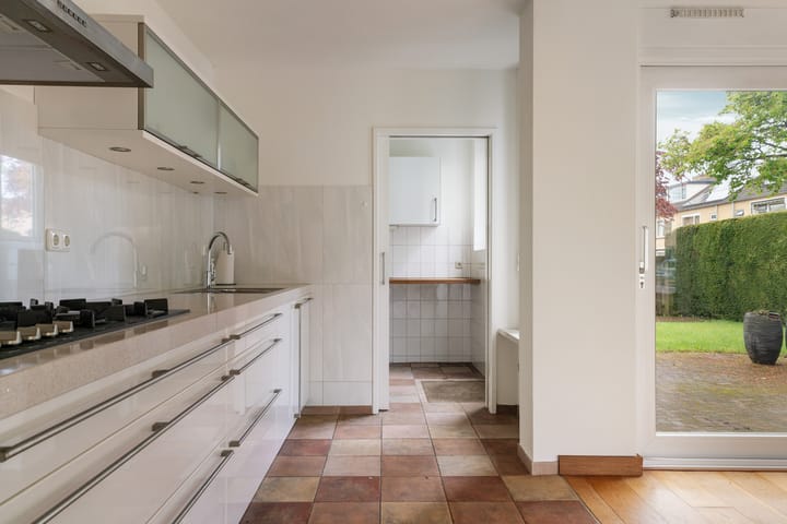 Foto 11 van Jan Pieterszoon Coenstraat 2