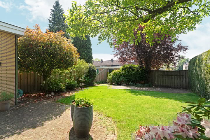 Foto 30 van Jan Pieterszoon Coenstraat 2