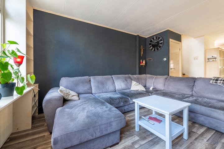 Foto 9 van Warmoesstraat 87