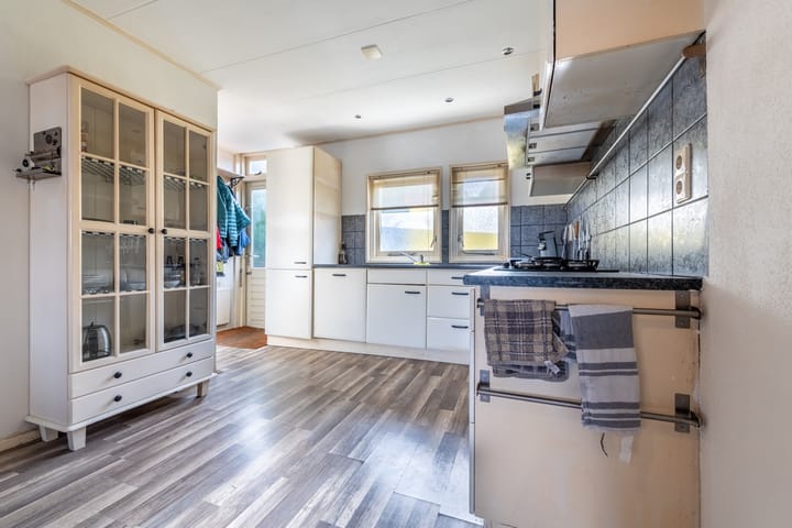 Foto 11 van Warmoesstraat 87