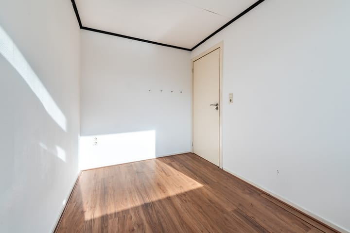 Foto 16 van Warmoesstraat 87