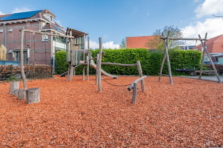 Foto 24 van Warmoesstraat 87