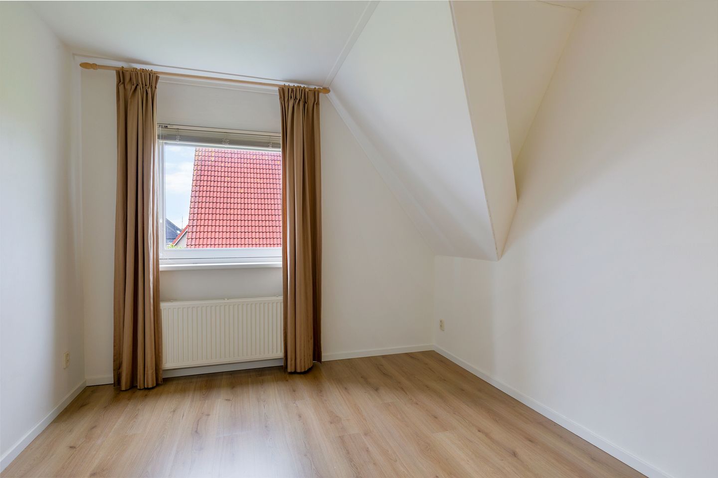 Photo 29 of Swanneblom 8