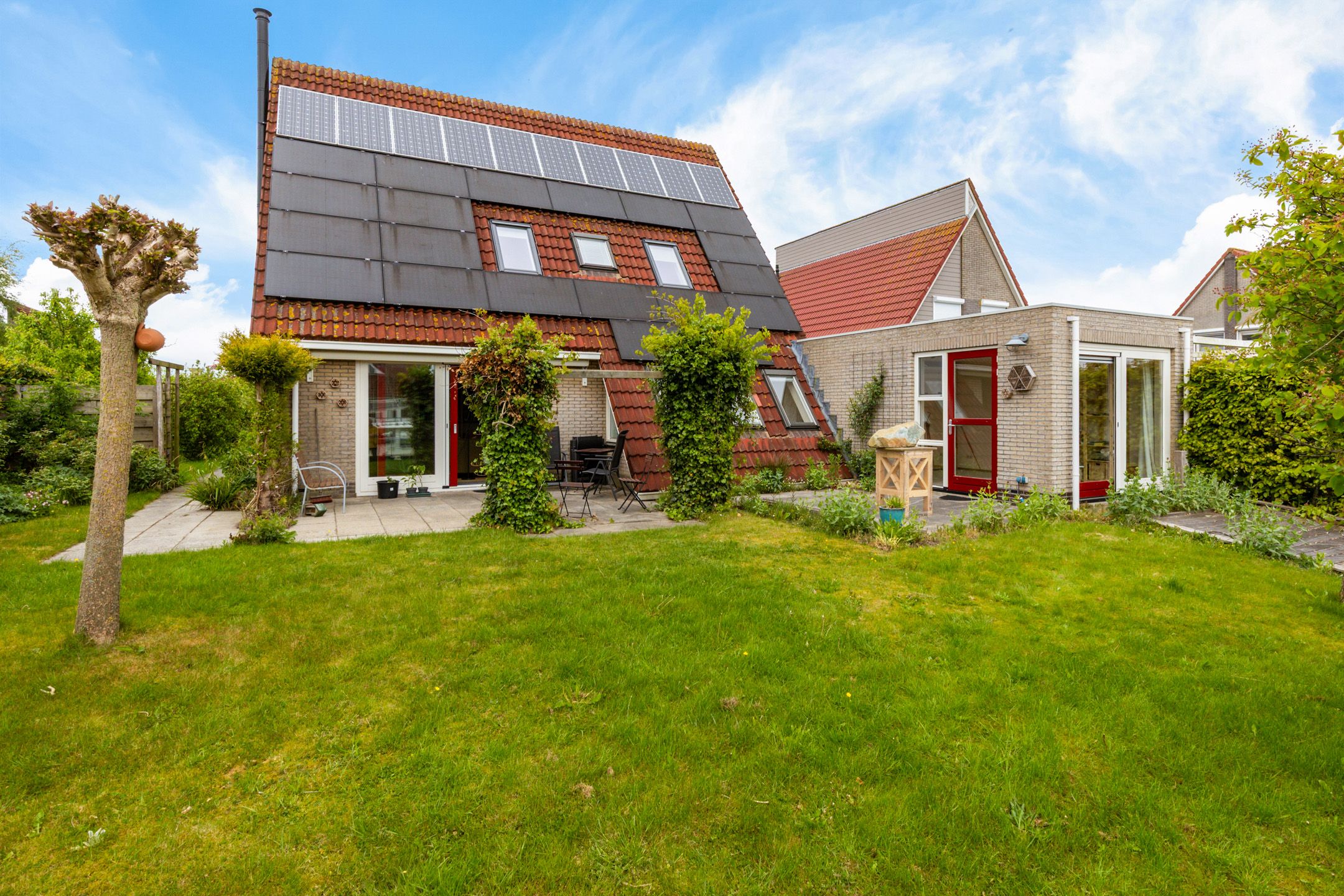 Photo 36 of Swanneblom 8